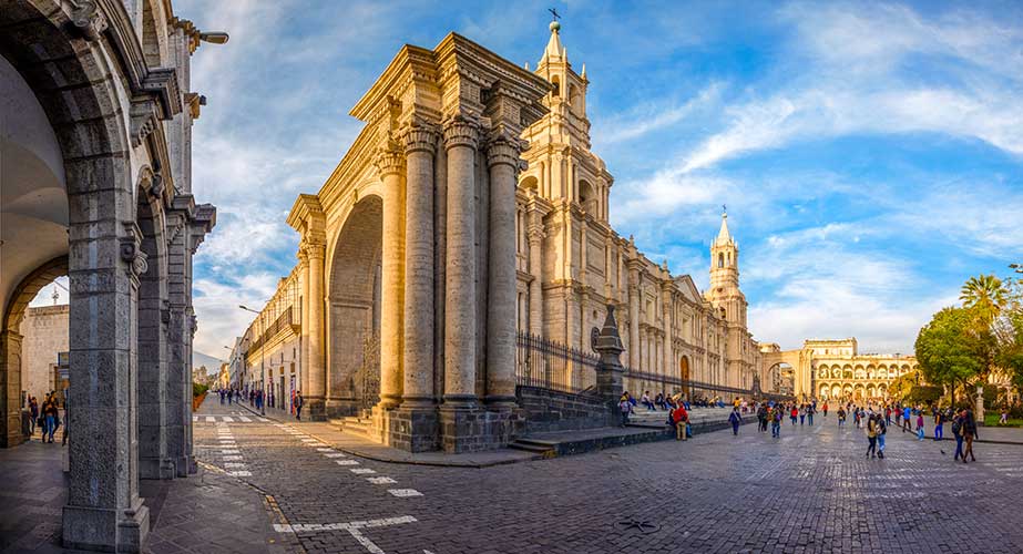 Day 6: AREQUIPA COLONIAL CITY TOUR